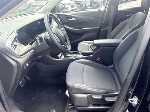 Certified 2024 Buick Encore GX Preferred FWD image 18