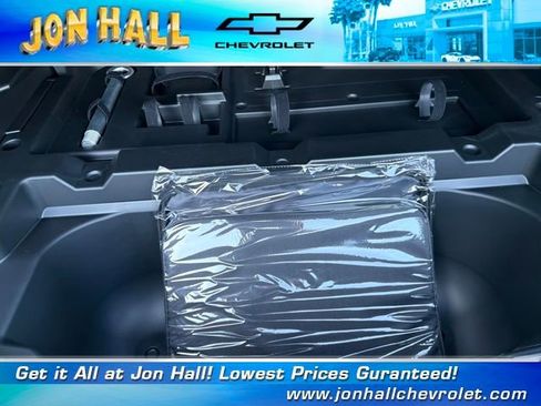 New 2026 Chevrolet Equinox EV LT image 13