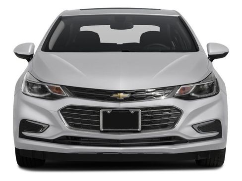 Used 2017 Chevrolet Cruze Premier FWD image 7