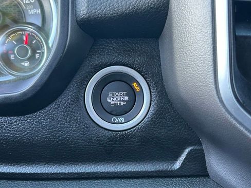 Certified 2025 RAM 1500 Big Horn AWD/4WD image 16