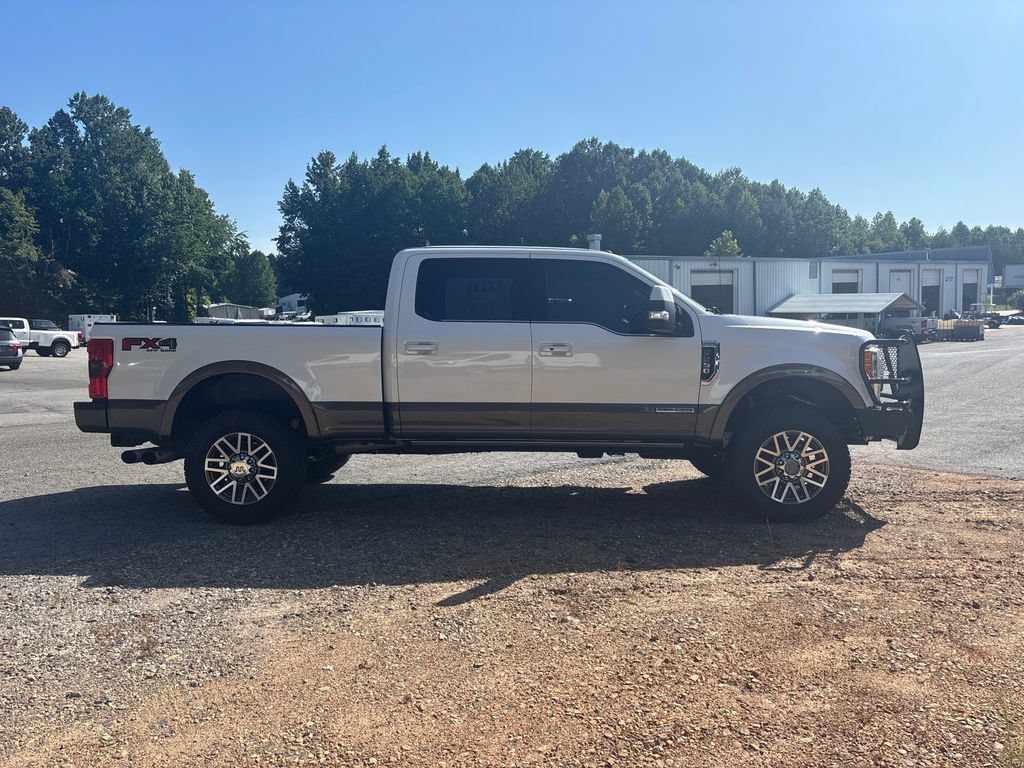 Used 2017 Ford F250 King Ranch w/ King Ranch Ultimate Package AWD/4WD image 4