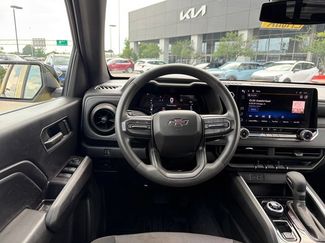 Used 2023 Chevrolet Colorado Trail Boss w/ LPO, Dark Essentials Package AWD/4WD video 3