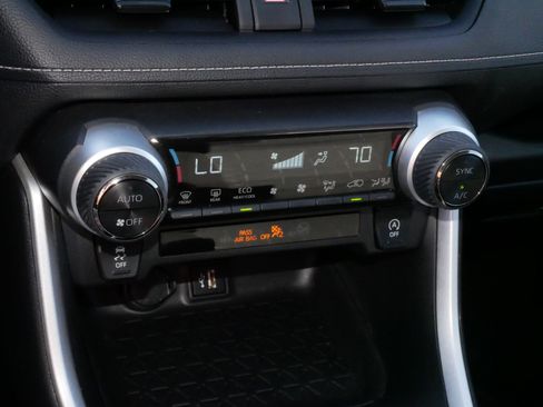 Used 2024 Toyota RAV4 XLE image 23