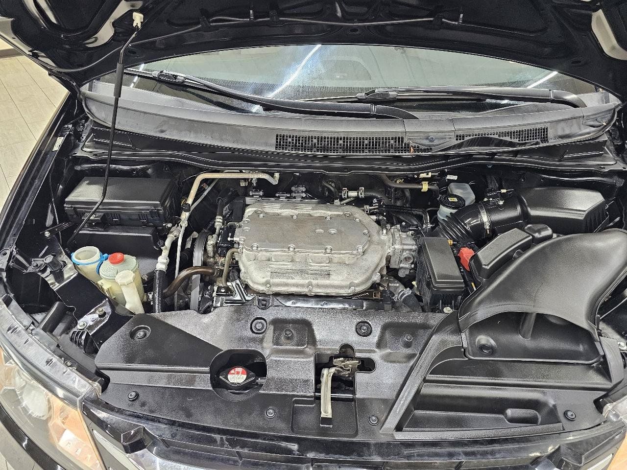 Used 2015 Honda Odyssey EX-L image 41