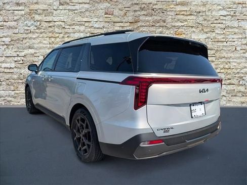 New 2026 Kia Carnival SX Prestige FWD image 3