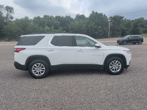 Used 2019 Chevrolet Traverse LT FWD image 6
