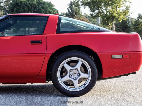Used 1995 Chevrolet Corvette ZR1 RWD image 5