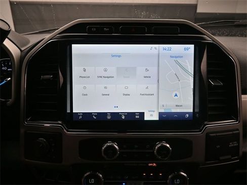 Used 2022 Ford F250 Lariat w/ Lariat Value Package image 11