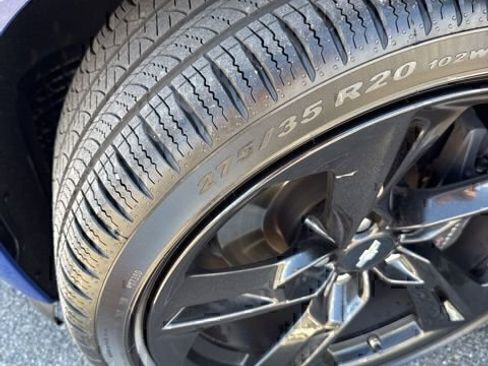 Used 2019 Chevrolet Camaro SS RWD image 7