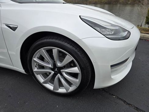 Used 2020 Tesla Model 3 Standard Range Plus image 16