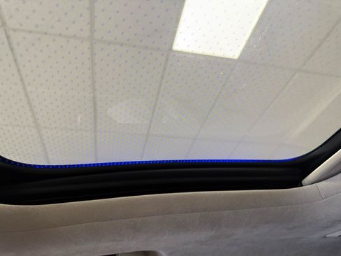 Used 2018 BMW 750i RWD image 42