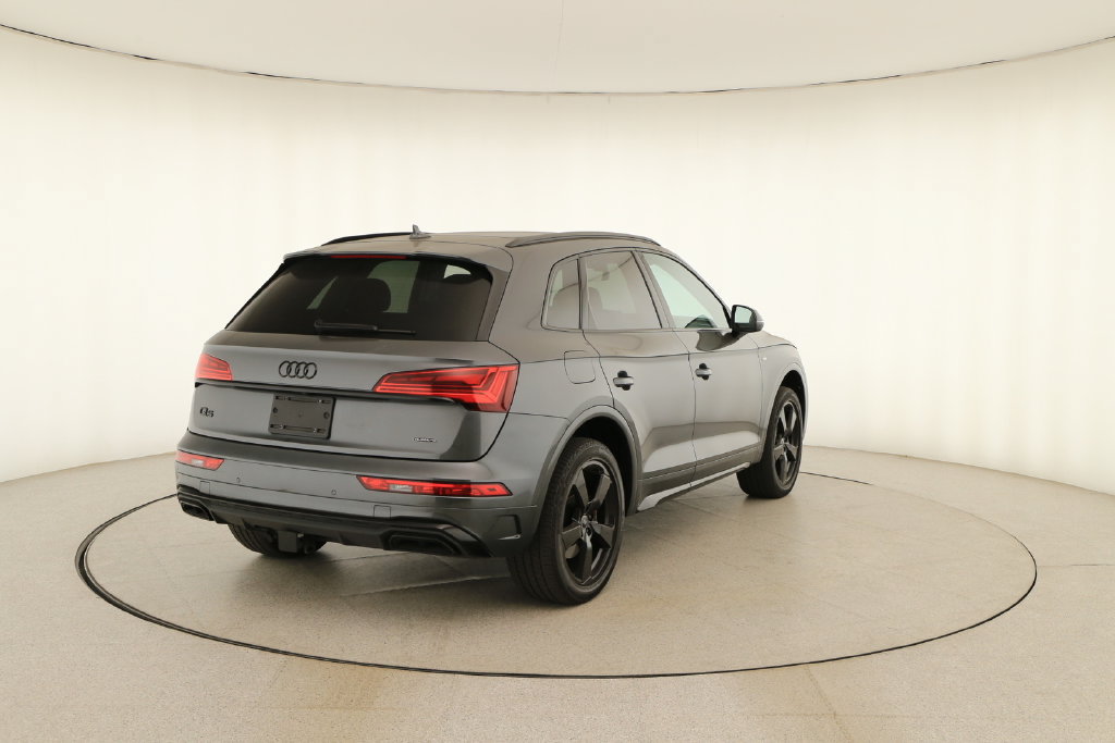 Certified 2023 Audi Q5 2.0T Premium Plus AWD/4WD image 6