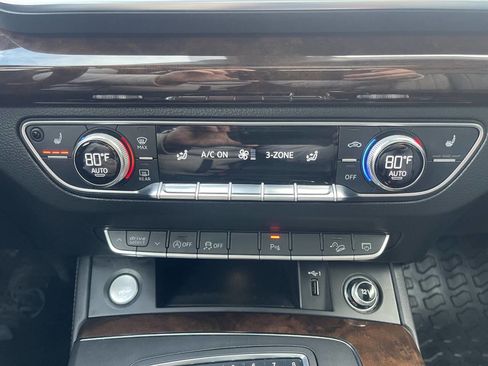 Used 2019 Audi Q5 2.0T Premium Plus w/ Premium Plus Package image 39