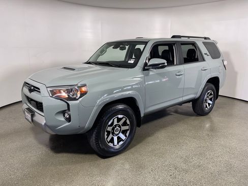 Certified 2023 Toyota 4Runner TRD Off-Road Premium w/ Off Road Premium Plus Package AWD/4WD image 7