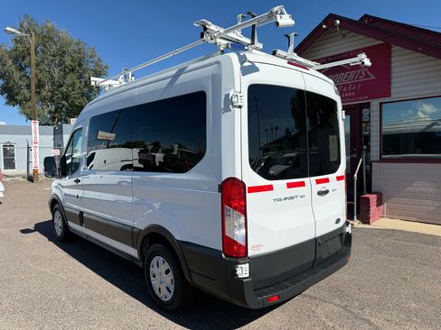 Used 2017 Ford Transit 150 XLT image 7
