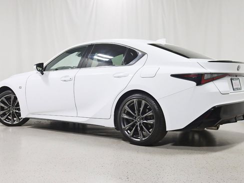 Used 2022 Lexus IS 350 F Sport image 9