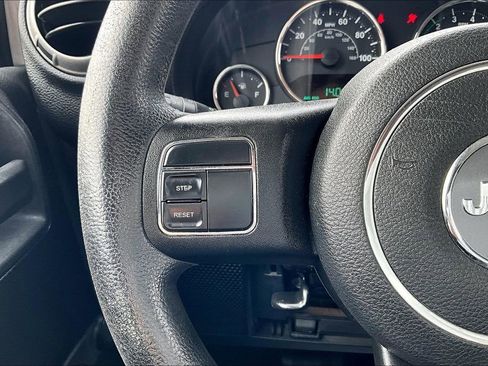 Used 2014 Jeep Wrangler Unlimited Sport image 19