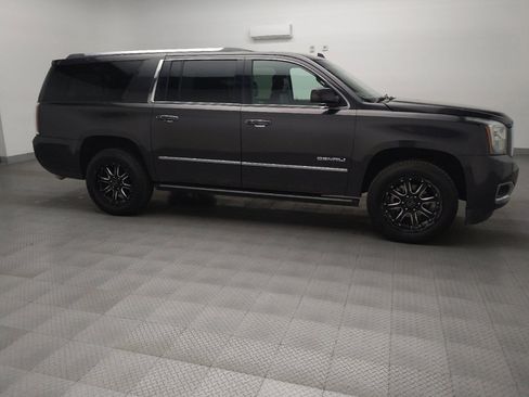 Used 2016 GMC Yukon XL Denali w/ Open Road Package image 11