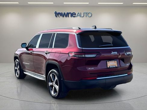 Used 2025 Jeep Grand Cherokee L Limited image 3