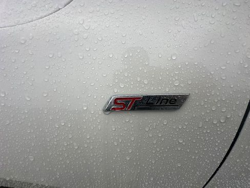 New 2026 Ford Escape ST-Line w/ Tech Pack #1 FWD image 9