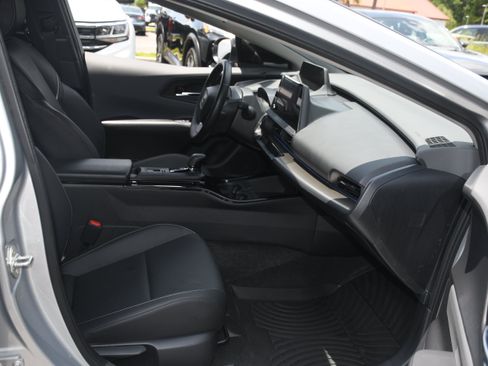 Certified 2024 Toyota Prius XLE FWD image 20