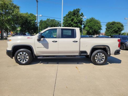 New 2026 Chevrolet Silverado 2500 Custom w/ Custom Value Package AWD/4WD image 2