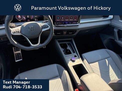 New 2026 Volkswagen Tiguan SE R-Line FWD image 17