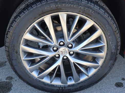 New 2026 Buick Enclave Avenir w/ Super Cruise Package AWD/4WD image 17