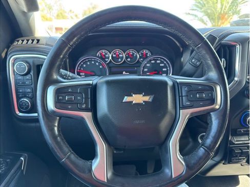Used 2020 Chevrolet Silverado 1500 LTZ AWD/4WD image 19