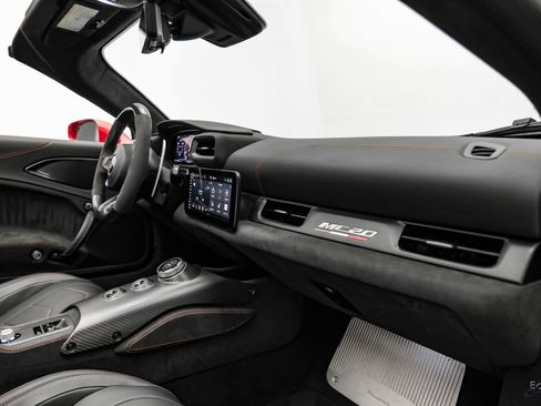 Used 2023 Maserati MC20 Spyder RWD image 62
