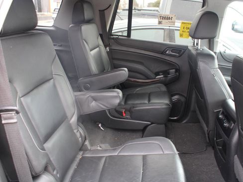 Used 2019 Chevrolet Tahoe LT image 5