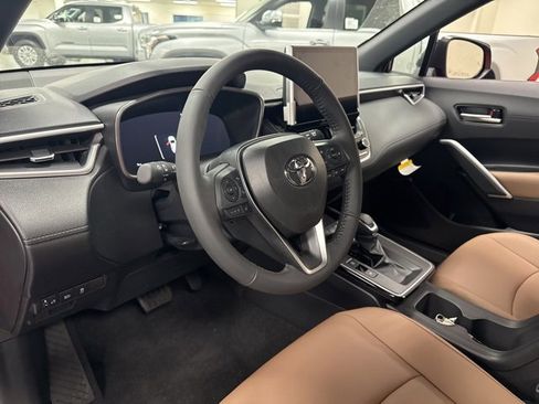 New 2026 Toyota Corolla Cross XLE image 28