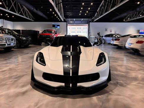 Used 2017 Chevrolet Corvette Z06 w/ Z07 Performance Package image 8