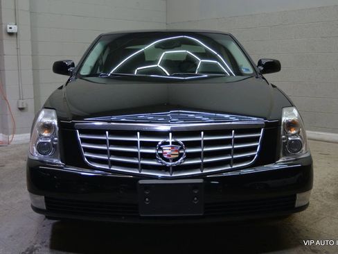 Used 2008 Cadillac DTS image 5