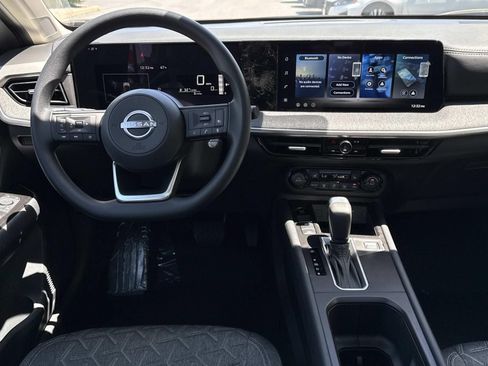 New 2026 Nissan Kicks SV AWD/4WD image 8