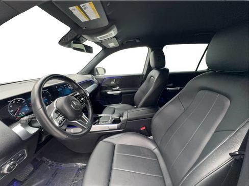 Used 2023 Mercedes-Benz EQB 300 4MATIC w/ Exclusive Package image 19