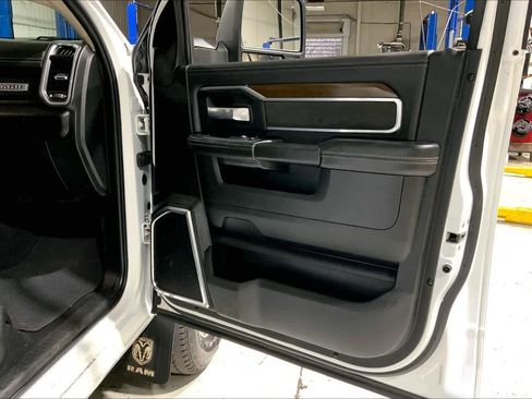 Used 2024 RAM 2500 Laramie w/ Safety Group image 22
