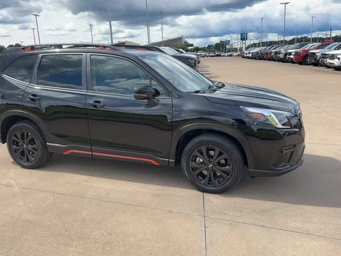 Used 2023 Subaru Forester Sport w/ Popular Package #3 AWD/4WD image 2