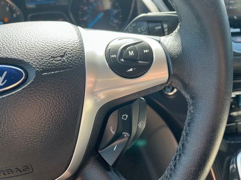 Used 2014 Ford Escape Titanium FWD image 20