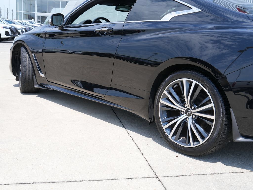 Used 2021 INFINITI Q60 3.0t Luxe w/ Cargo Package AWD/4WD image 10