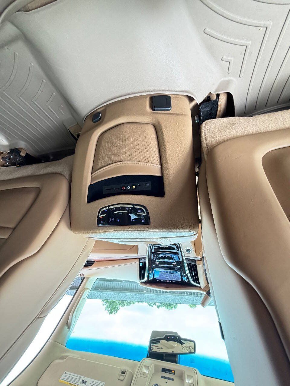 Used 2016 Cadillac Escalade Platinum AWD/4WD image 20