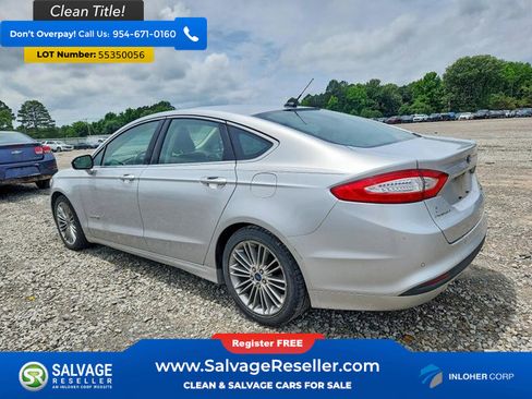 Used 2014 Ford Fusion SE w/ Equipment Group 502A FWD image 3
