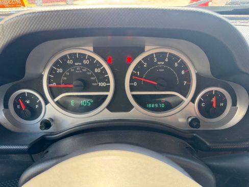 Used 2010 Jeep Wrangler Sport AWD/4WD image 13