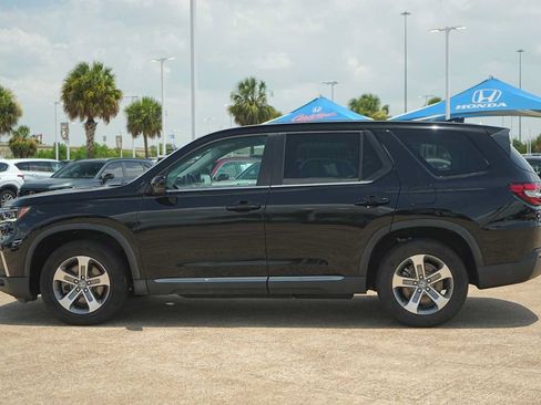 Used 2023 Honda Pilot EX-L image 3