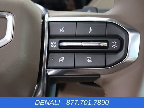 New 2026 GMC Yukon Denali w/ Denali Reserve Package AWD/4WD image 25