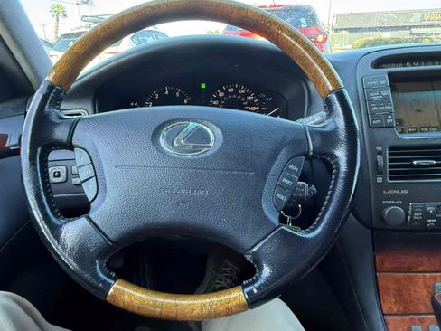 Used 2005 Lexus LS 430 RWD image 30
