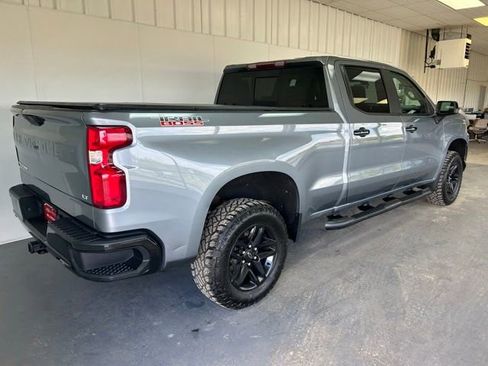 Used 2019 Chevrolet Silverado 1500 LT Trail Boss AWD/4WD image 3