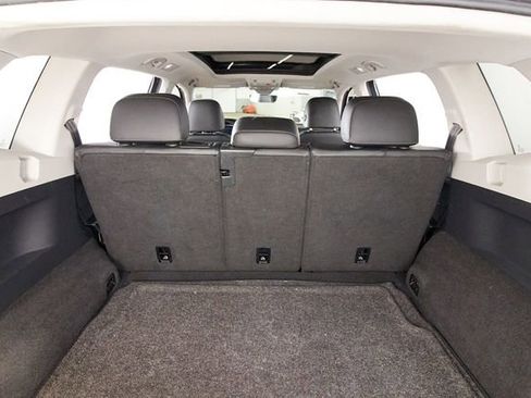 Used 2020 Volkswagen Tiguan SEL w/ Tiguan Two-Row MDO Package image 23