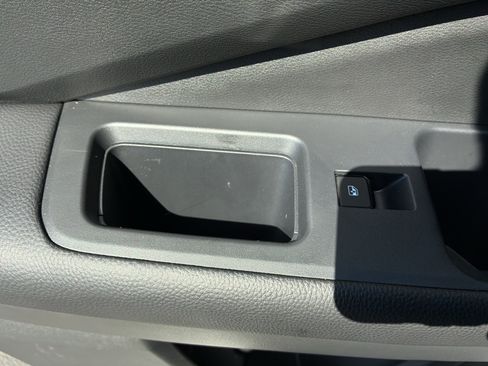 Used 2025 Nissan Pathfinder Rock Creek AWD/4WD image 40