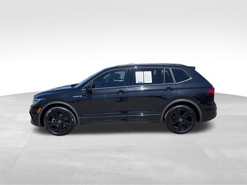 Used 2024 Volkswagen Tiguan SE R-Line FWD image 4